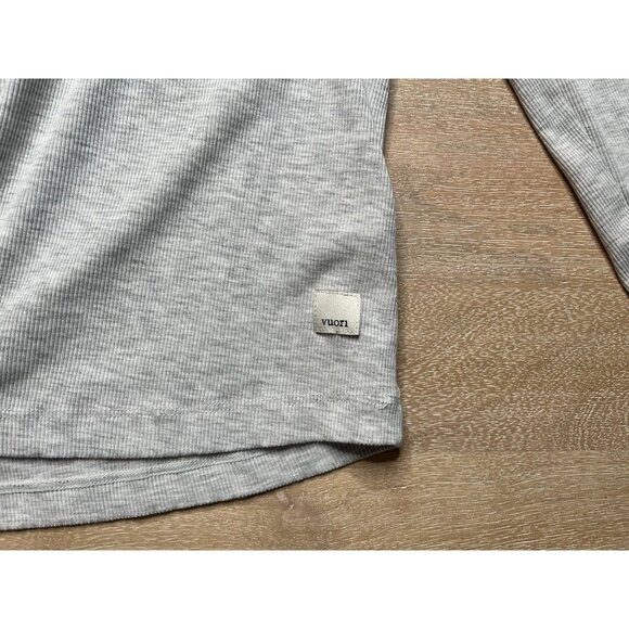 Vuori Long Sleeve Pose Scoop Tee Ribbed in White Heather Gray Size XL - Picture 4 of 8